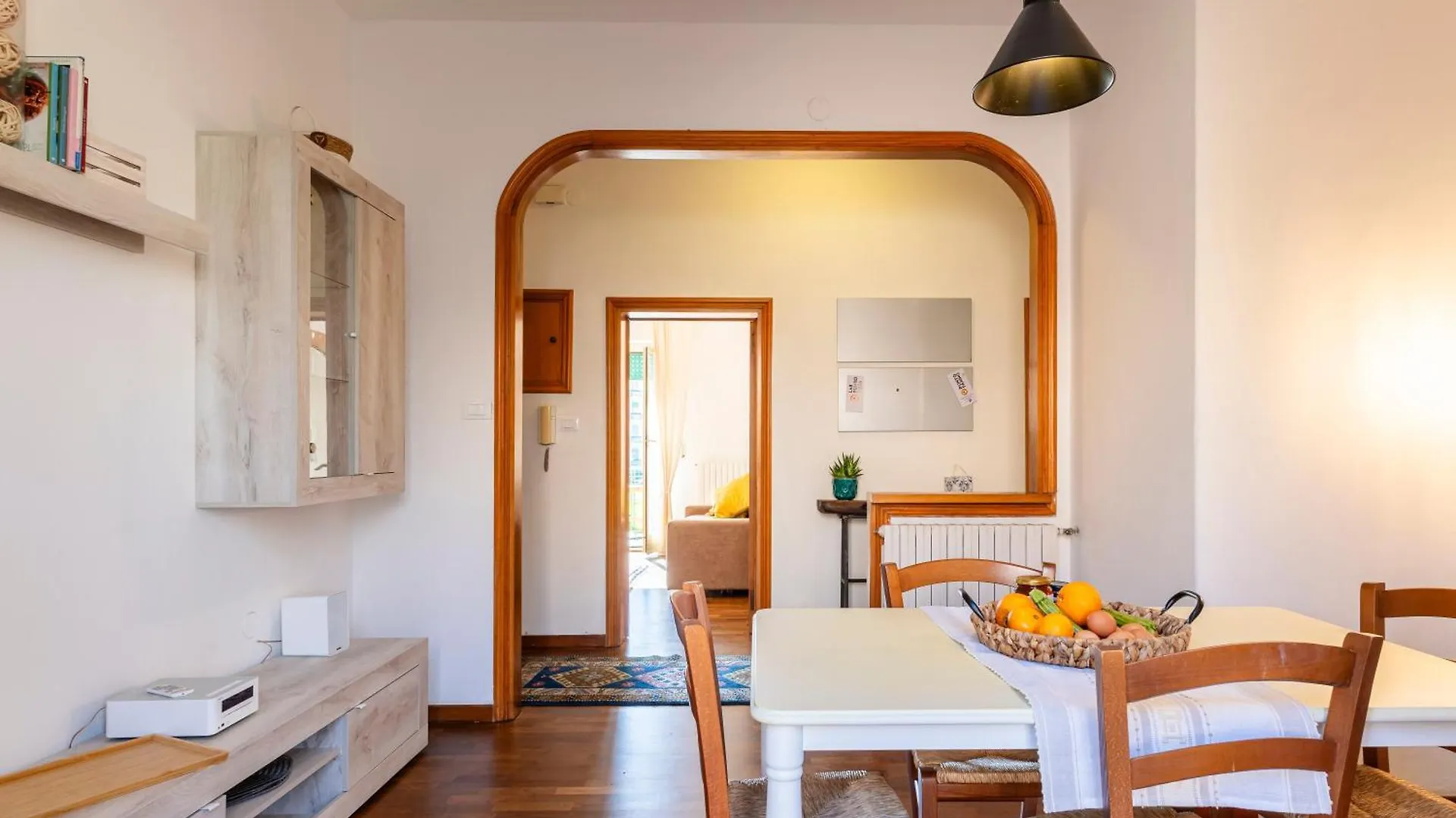 Hospital Riuniti - Lovely Apartment With Parking! 리보르노