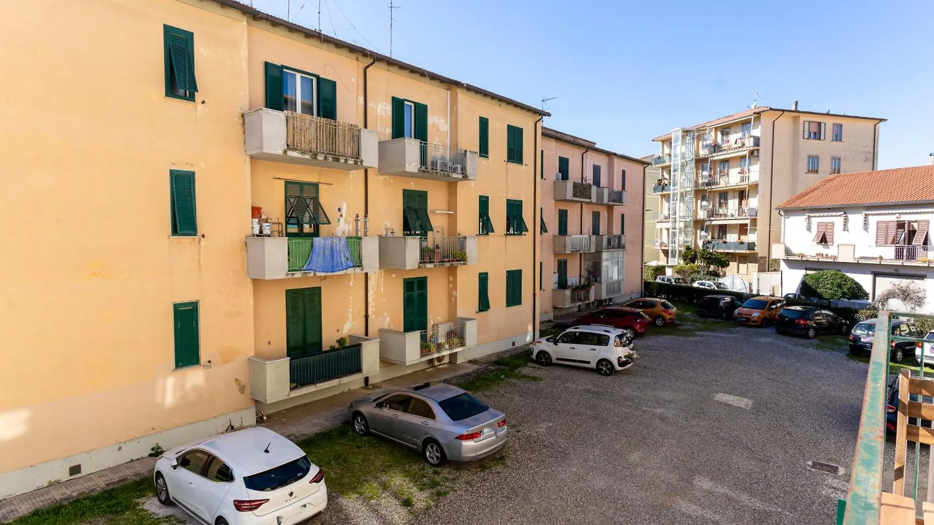 Hospital Riuniti - Lovely Apartment With Parking! 리보르노